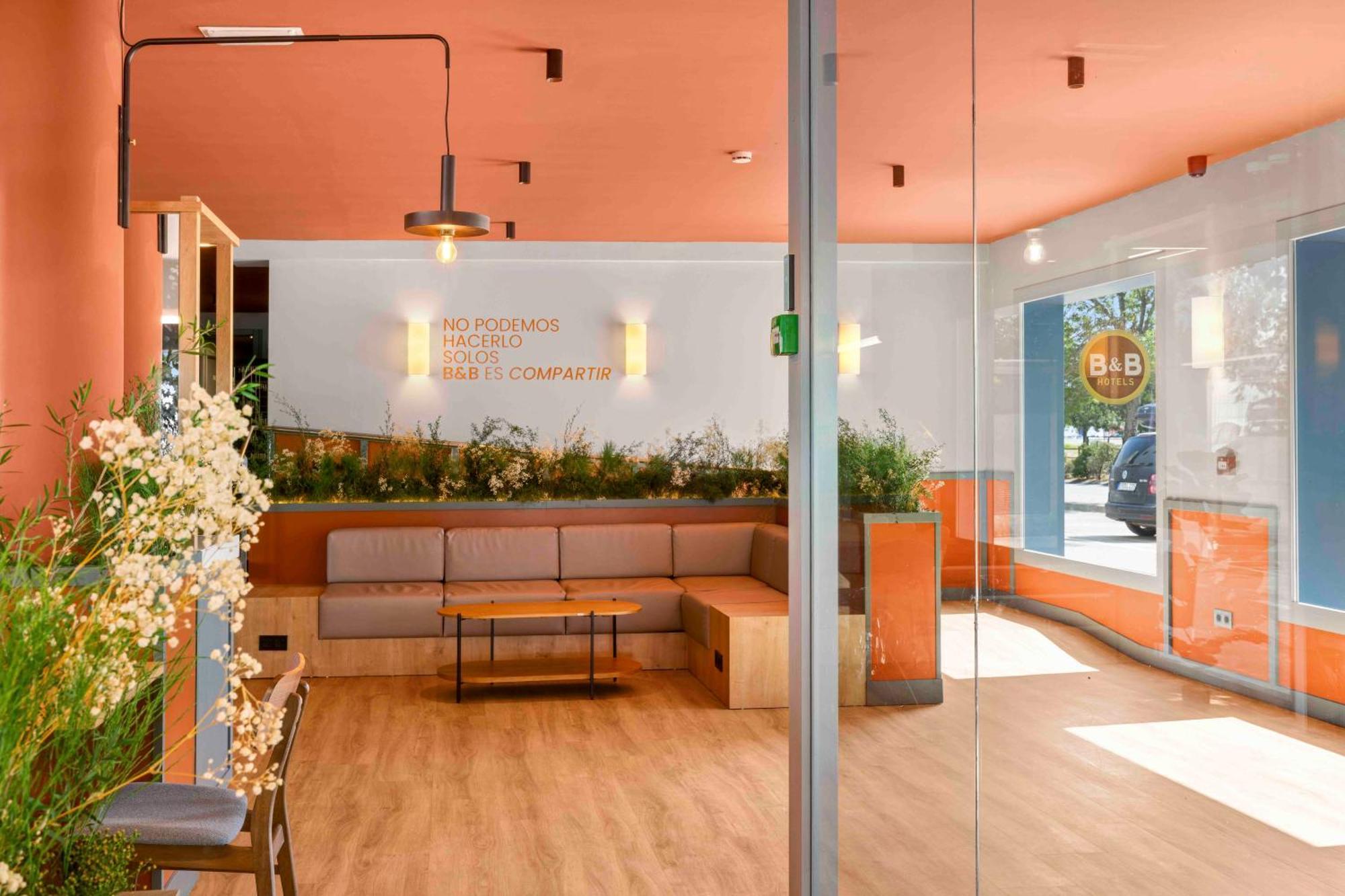 B&B Hotel Figueres Figueres  Ngoại thất bức ảnh