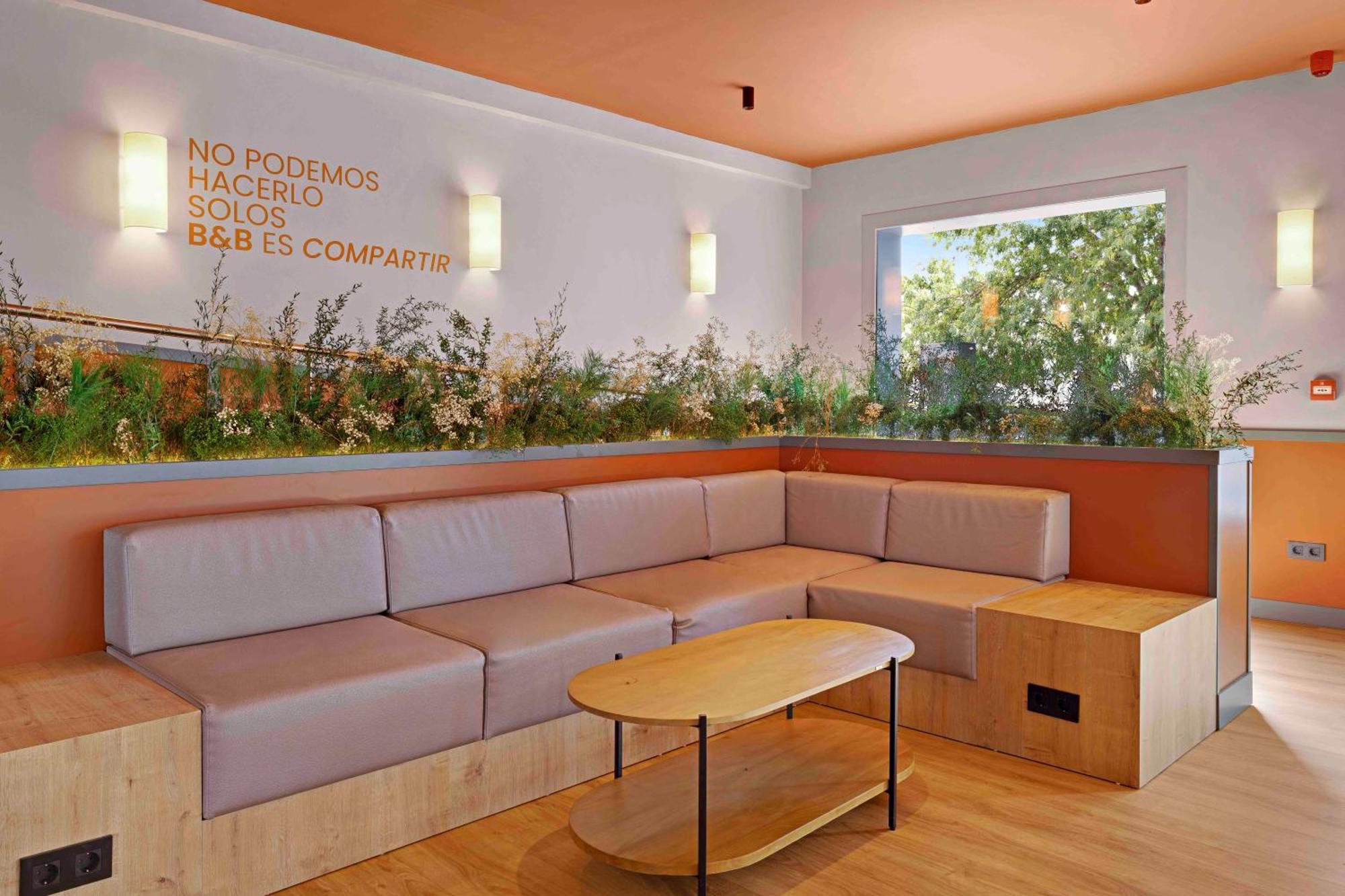 B&B Hotel Figueres Figueres  Ngoại thất bức ảnh