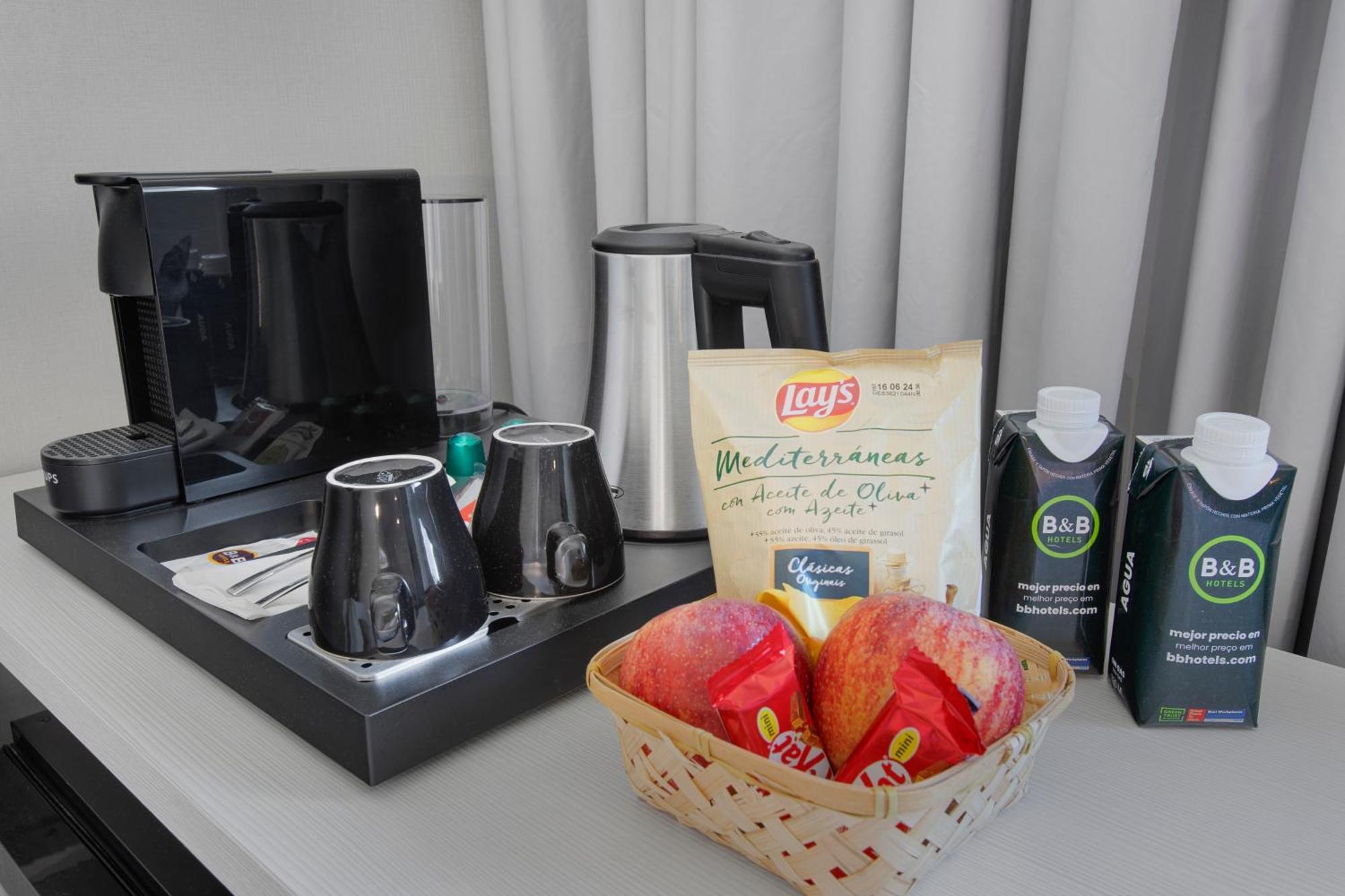 B&B Hotel Figueres Figueres  Ngoại thất bức ảnh