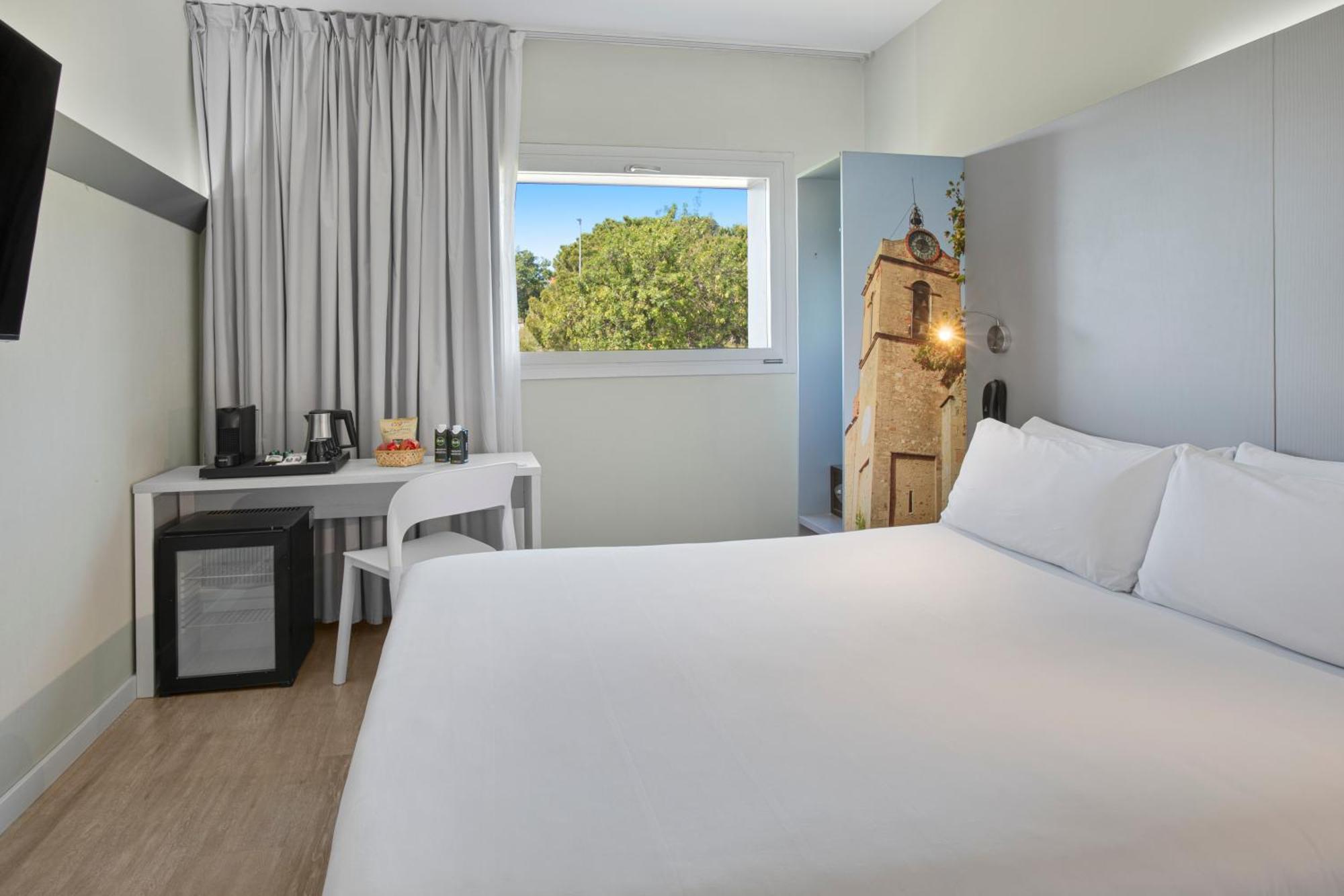 B&B Hotel Figueres Figueres  Ngoại thất bức ảnh