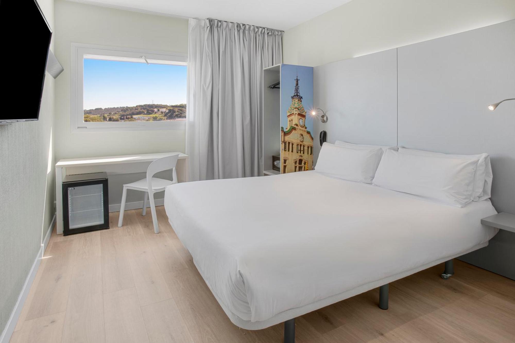 B&B Hotel Figueres Figueres  Ngoại thất bức ảnh
