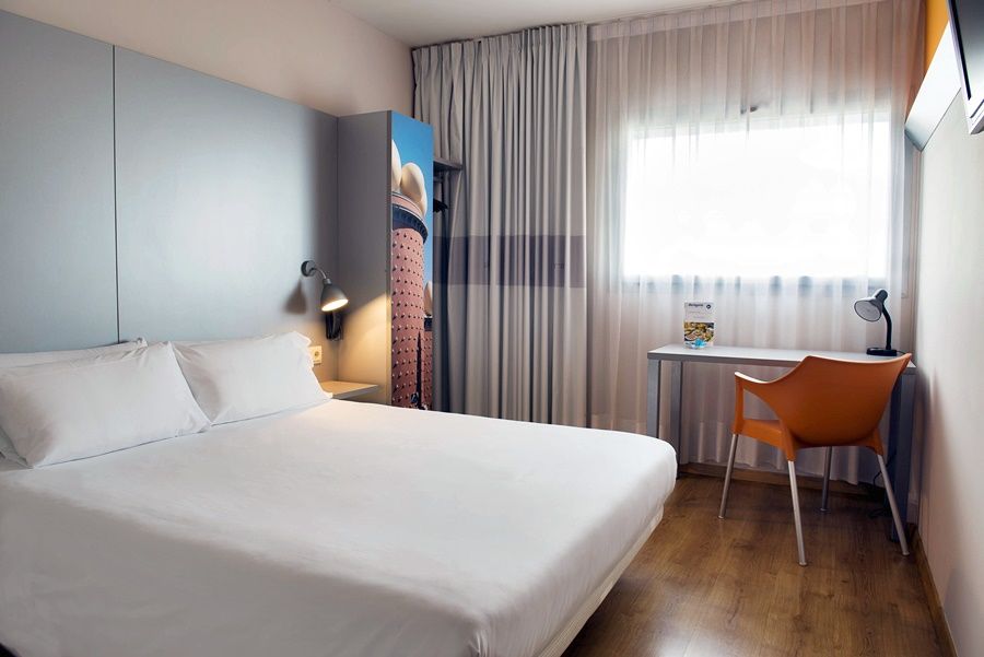 B&B Hotel Figueres Figueres  Ngoại thất bức ảnh