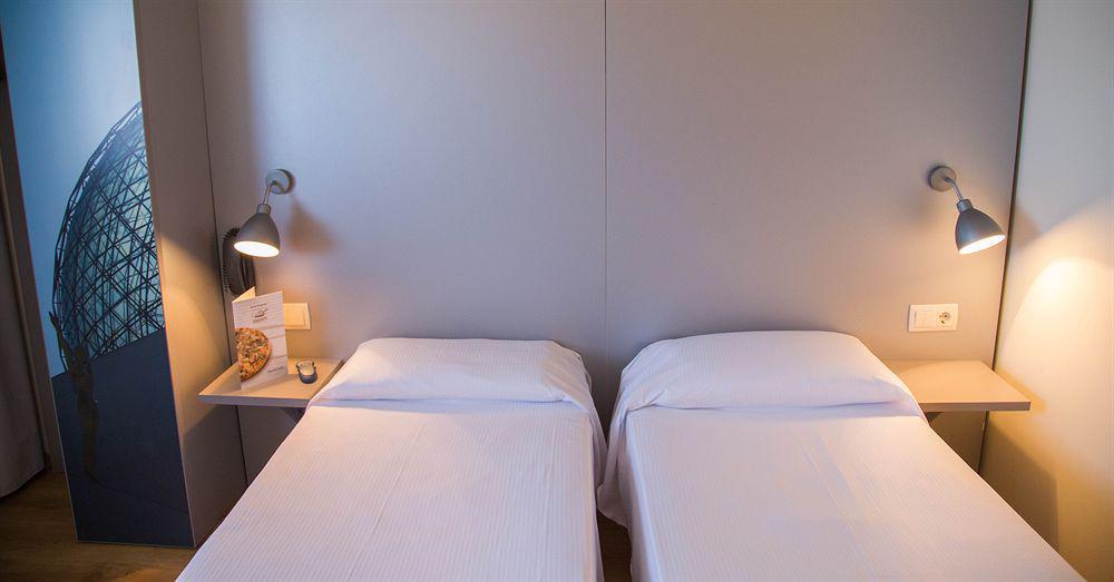 B&B Hotel Figueres Figueres  Ngoại thất bức ảnh